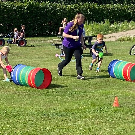 Holiday Park Duinhoeve Udenhout Bagian luar foto